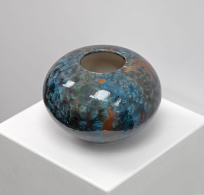 brown crystalline vase by Maggie zerafa